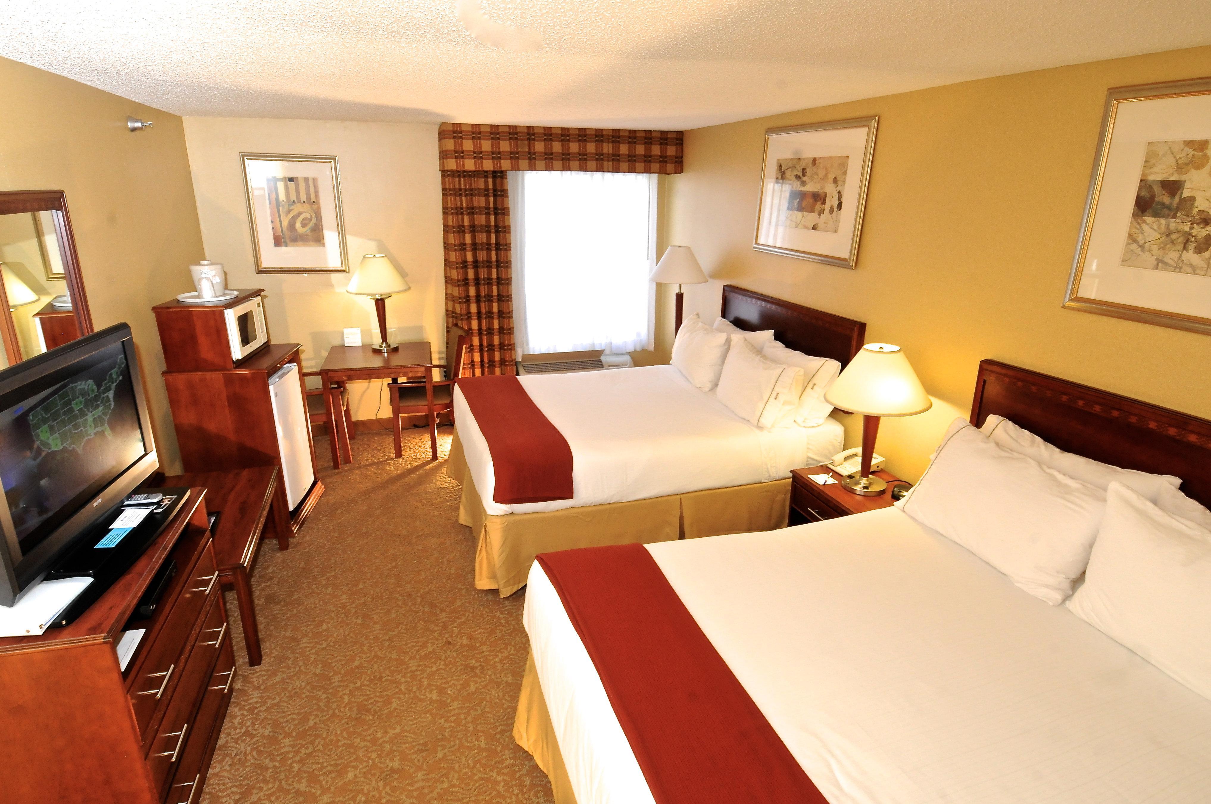 Holiday Inn Express Hotel & Suites Fenton/I-44 By Ihg Exterior photo