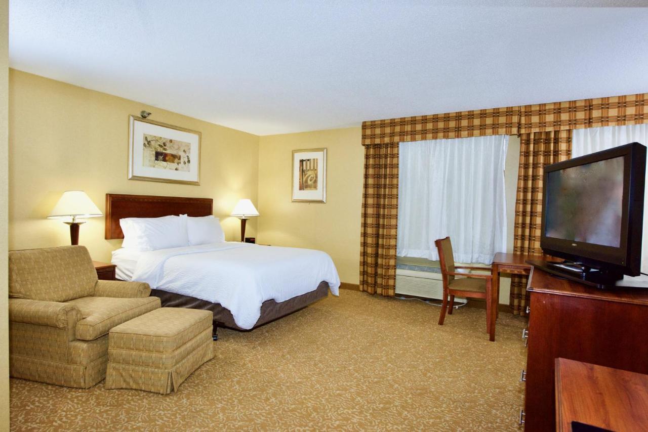 Holiday Inn Express Hotel & Suites Fenton/I-44 By Ihg Exterior photo