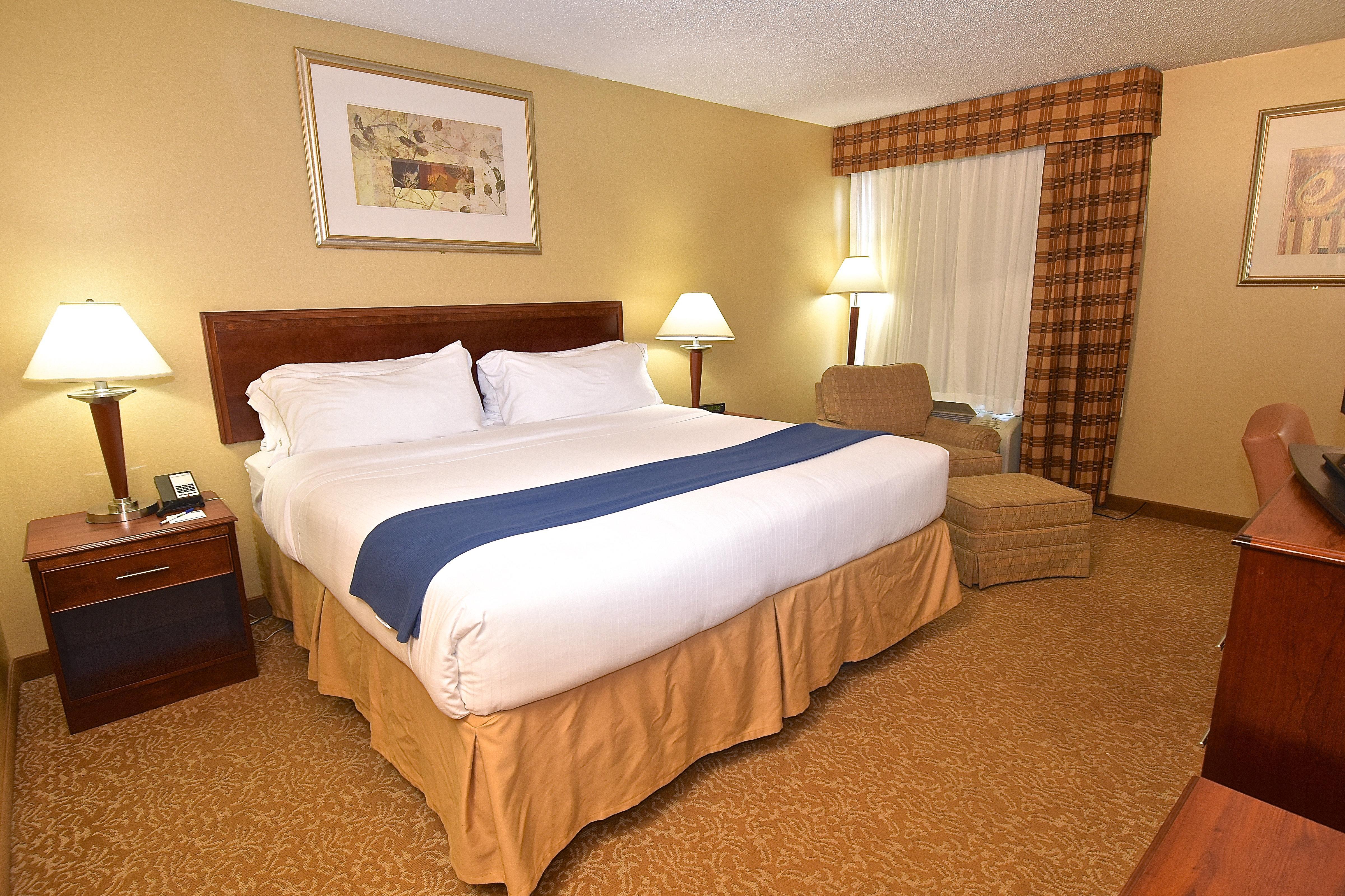 Holiday Inn Express Hotel & Suites Fenton/I-44 By Ihg Exterior photo