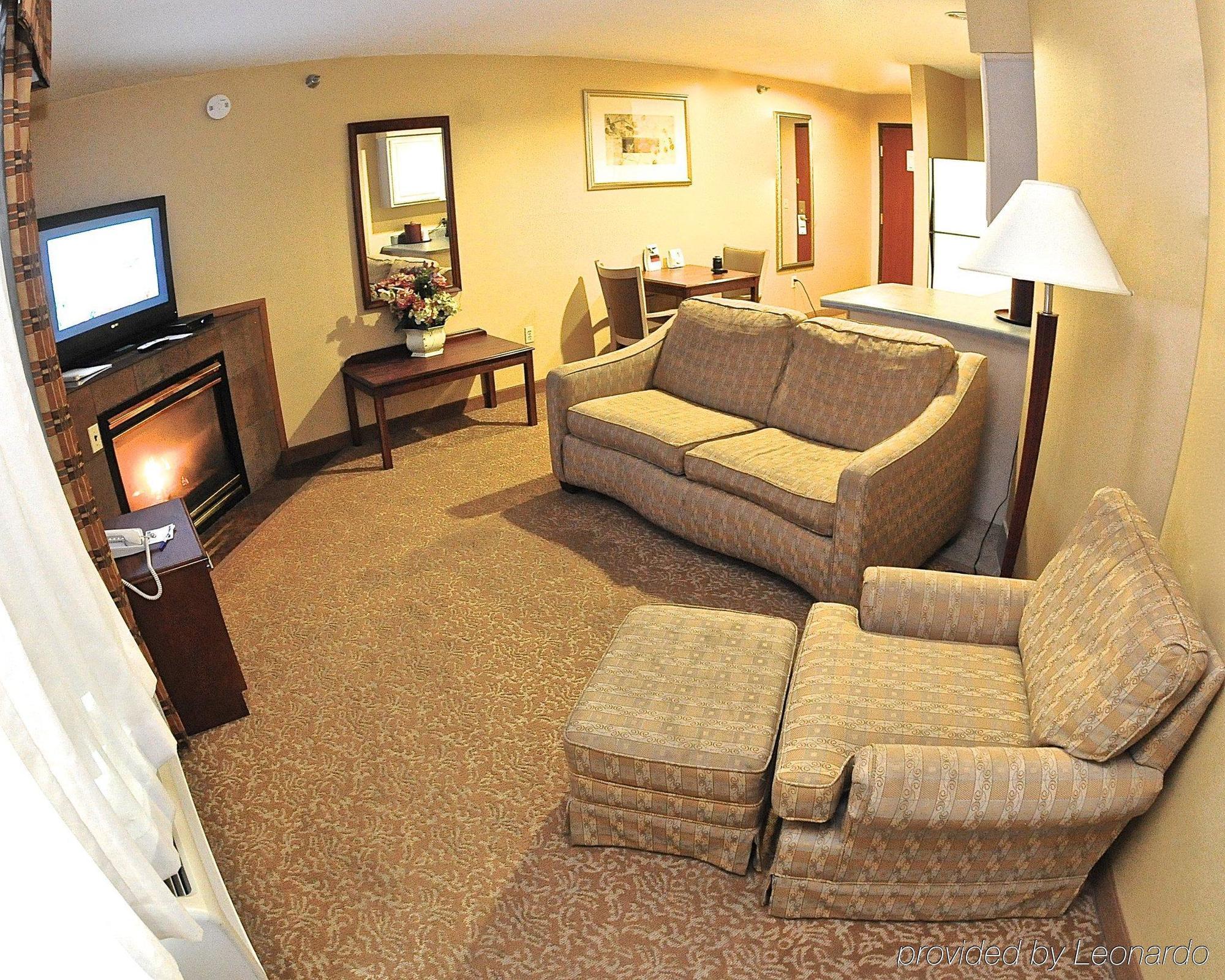 Holiday Inn Express Hotel & Suites Fenton/I-44 By Ihg Exterior photo